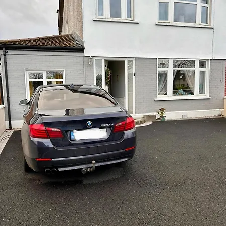 Liffey Valley Homestay Séjour chez l'habitant Dublin