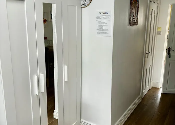 Liffey Valley Homestay Kwatera prywatna *