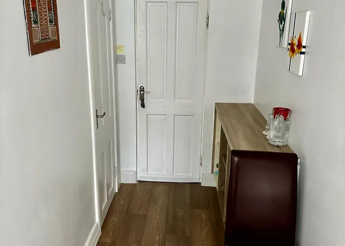 Liffey Valley Homestay *